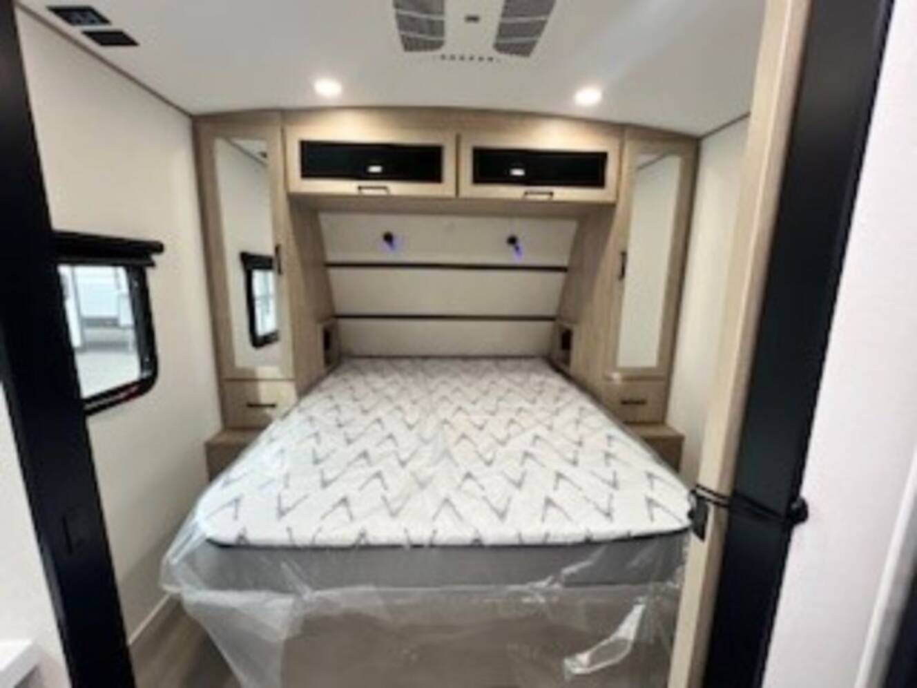 A photo of this 2026 Grand Design Imagine 2500RL