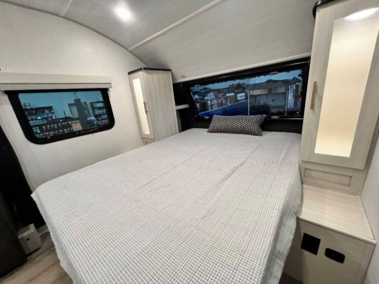 A photo of this 2026 Forest River R-Pod RP-206