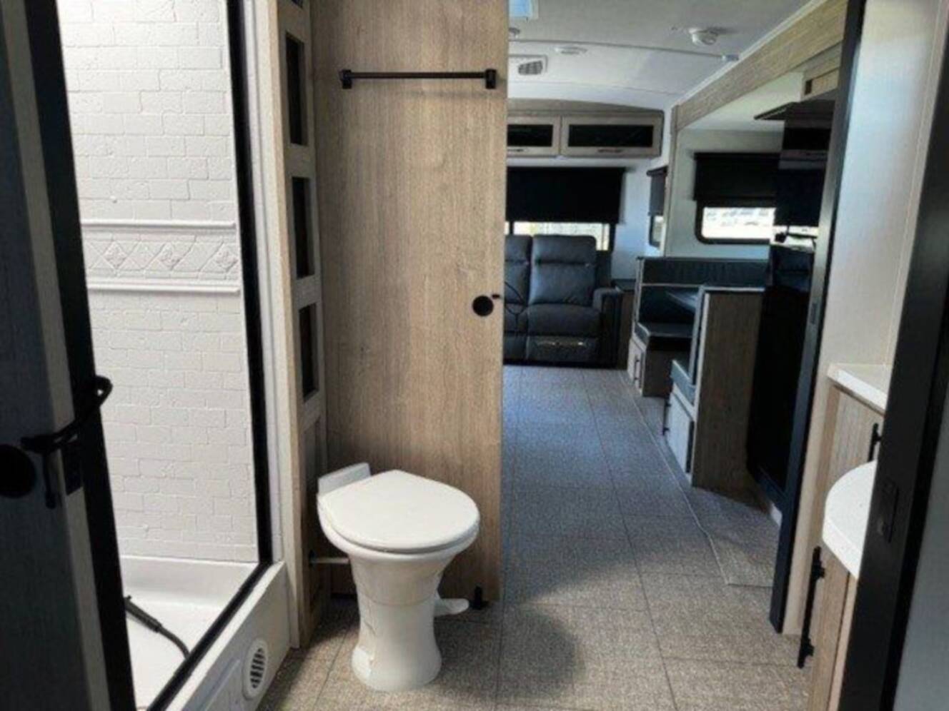 A photo of this 2026 Grand Design Imagine 2500RL