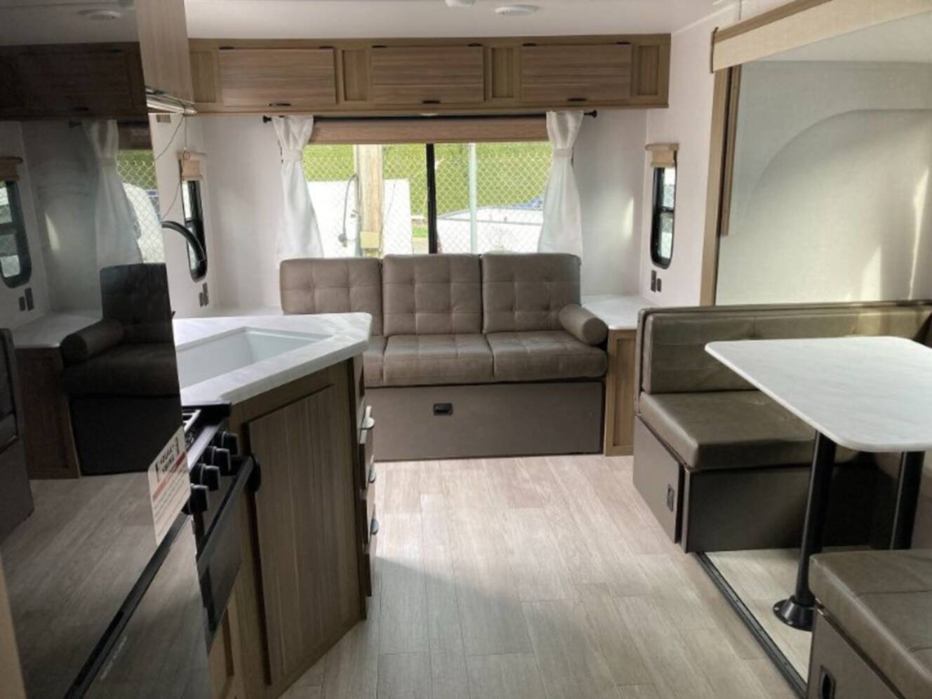 A photo of this 2025 Forest River Salem Cruise Lite 24RLXL