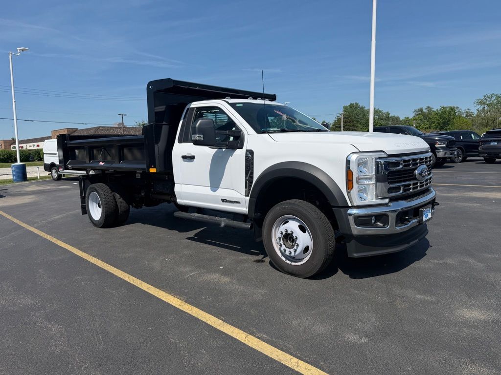 2025 FORD F-450SD in Willowbrook, IL