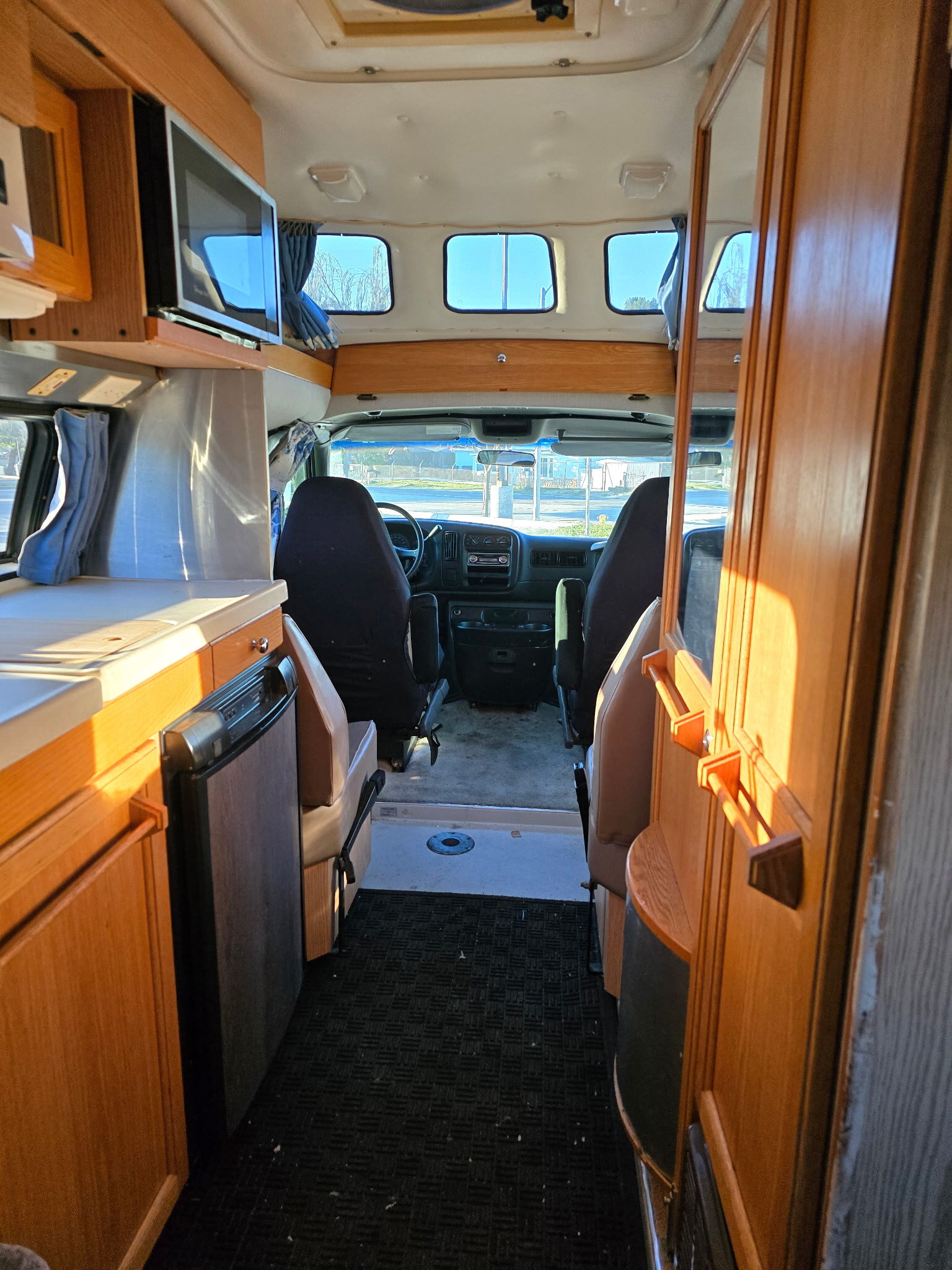 2003 Chevrolet ROADTRECK 190P in riverside CA