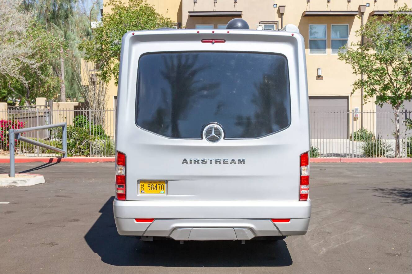 A photo of this 2019 Airstream ATLAS MURPHY SUITE