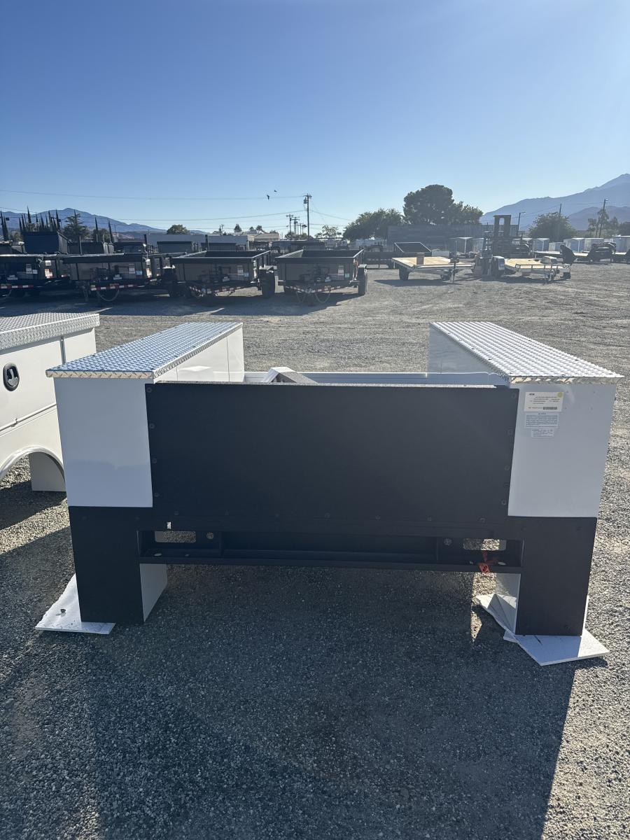 2007 CM Truck Beds CMG7678VVSSG2M in Beaumont, CA