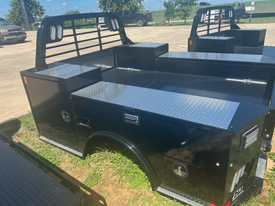 CM Truck Beds TM-02975742 in Elmendorf, TX