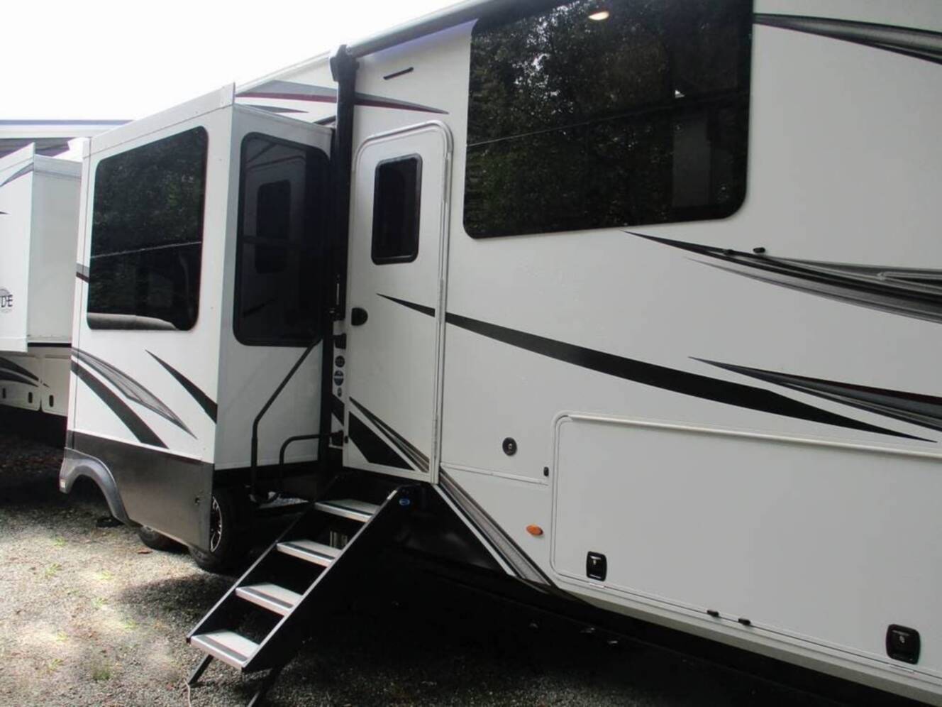 A photo of this 2022 Grand Design SOLITUDE 390RK/390RK-R