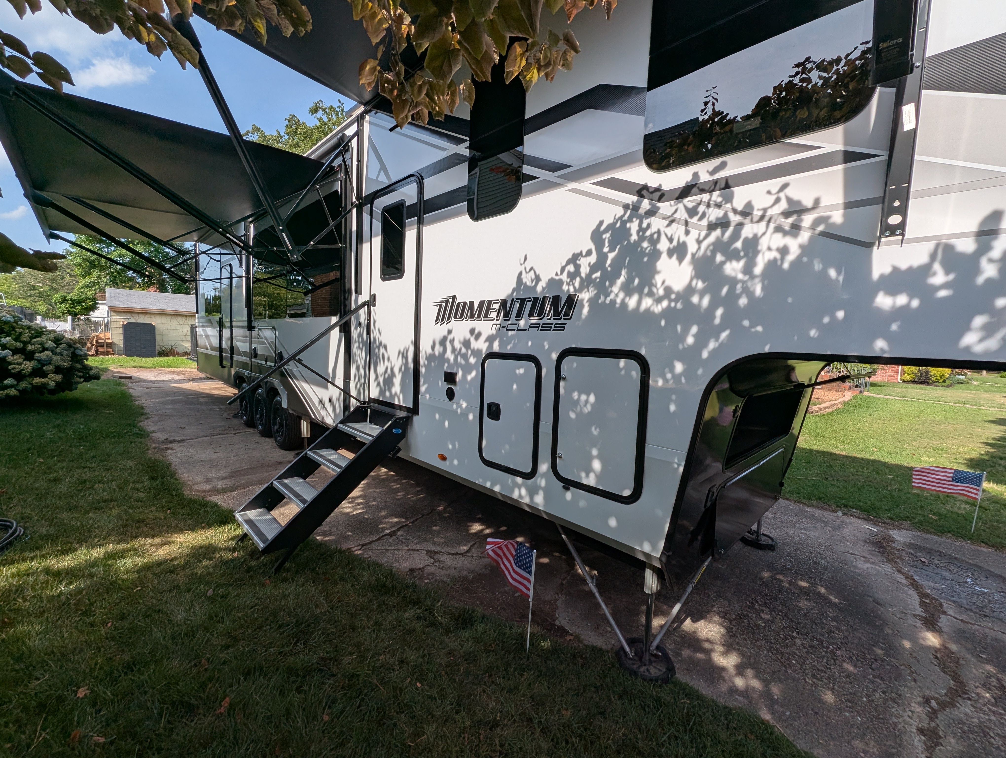 2025 Grand Design MOMENTUM M-CLASS 395MS in norfolk VA