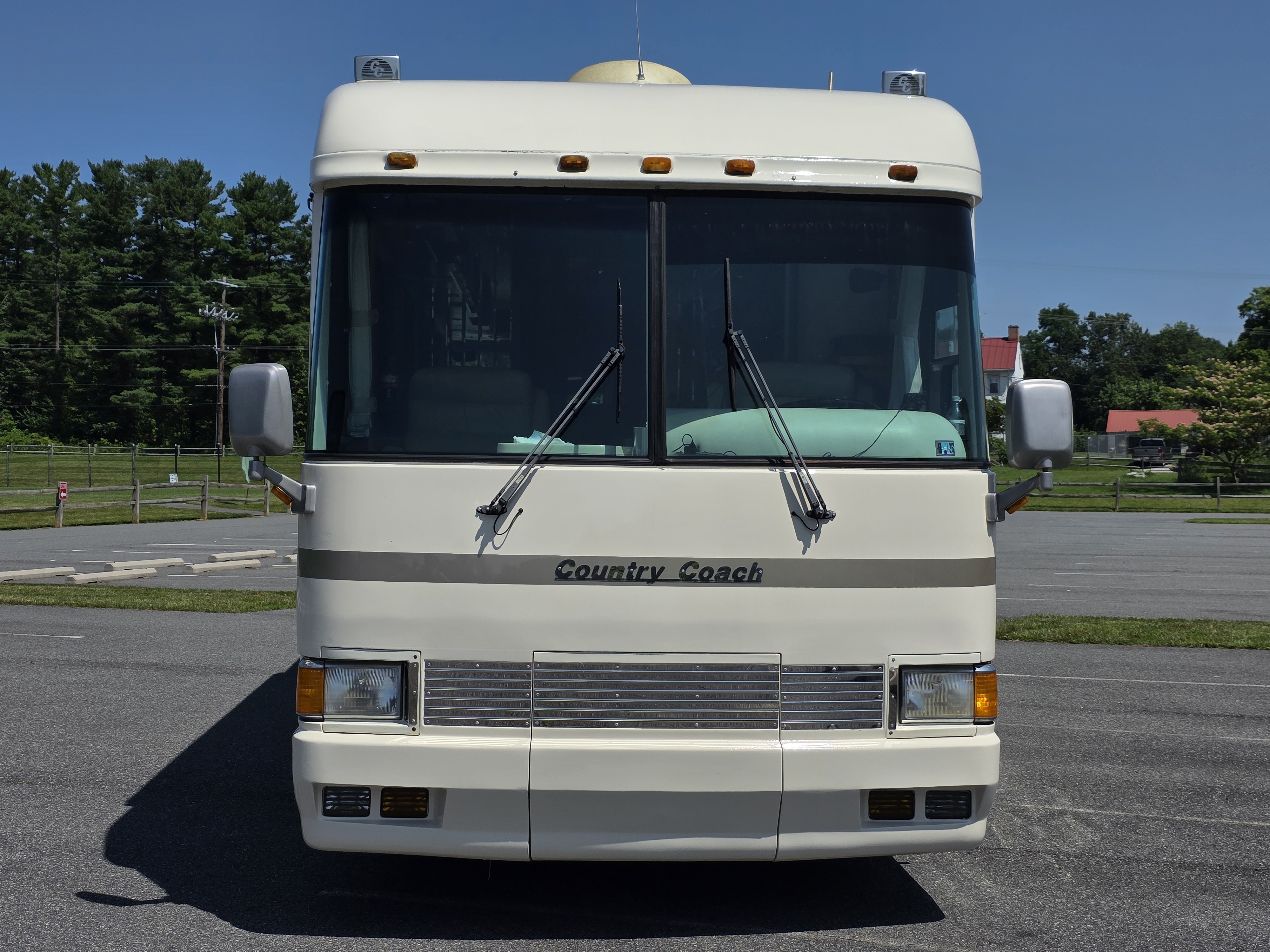 1998 Country Coach MAGNA 36 in west grove PA