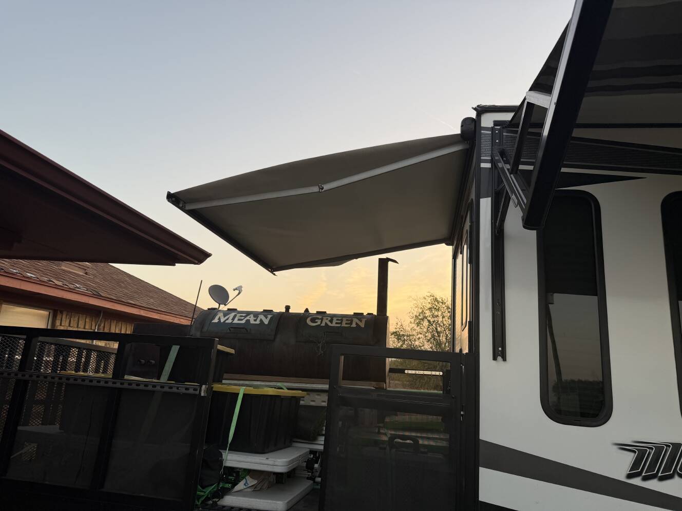A photo of this 2021 Grand Design MOMENTUM G-CLASS 29GO
