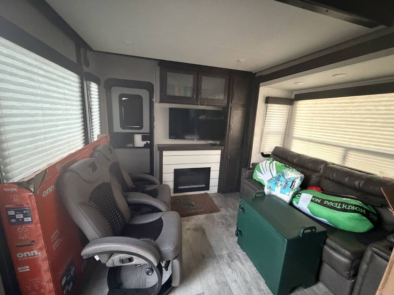 A photo of this 2021 Grand Design MOMENTUM G-CLASS 29GO