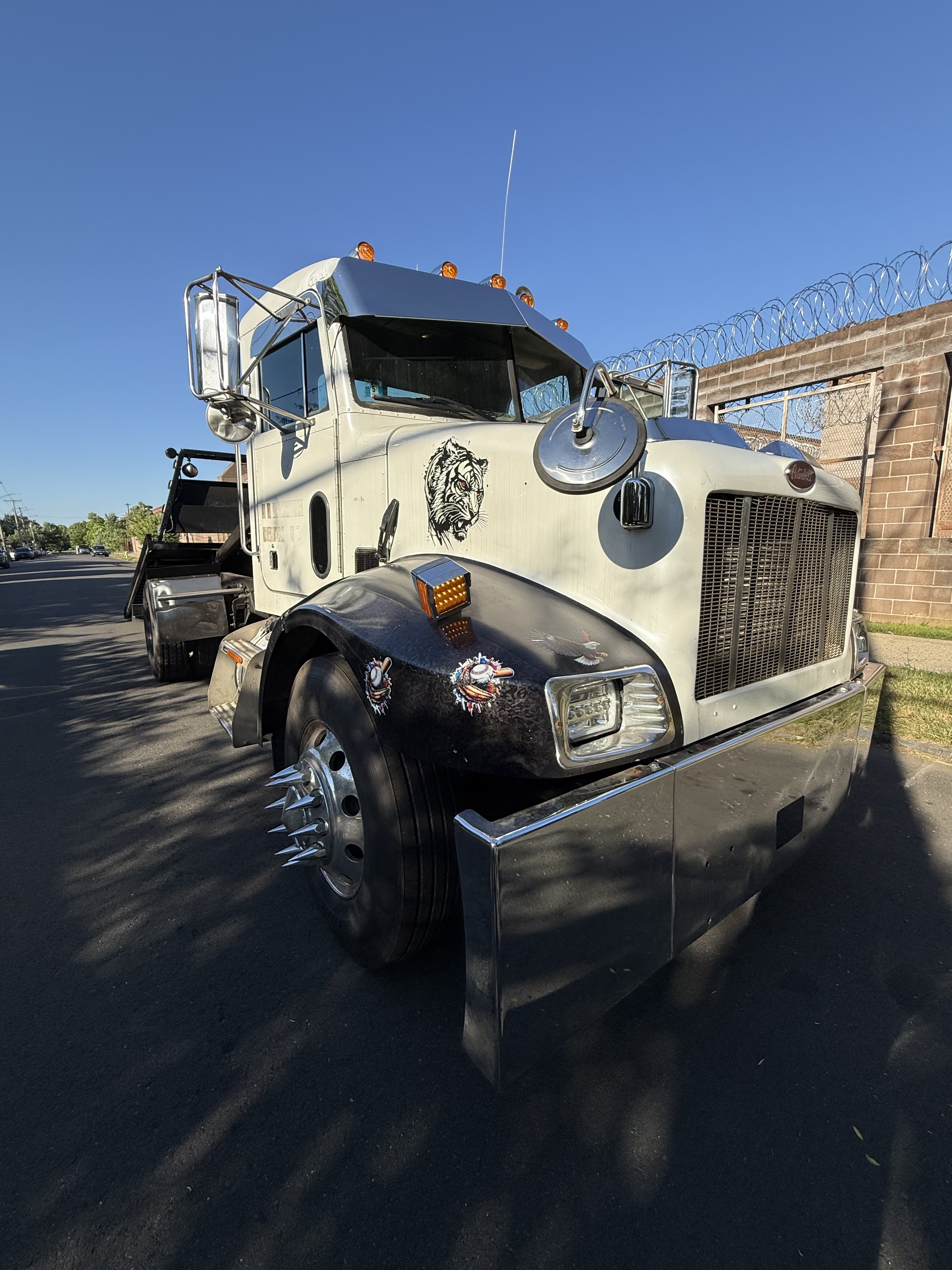 2001 PETERBILT 330 in New Haven, CT