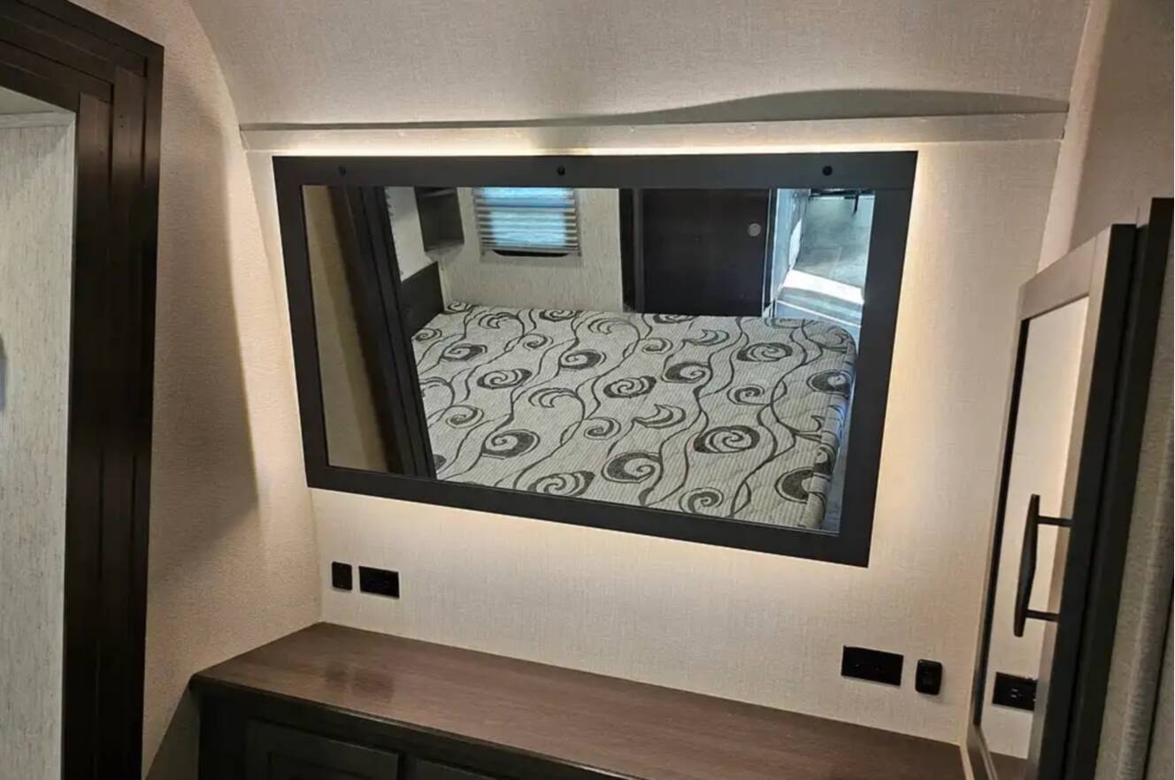 A photo of this 2023 Grand Design MOMENTUM G-CLASS 23G