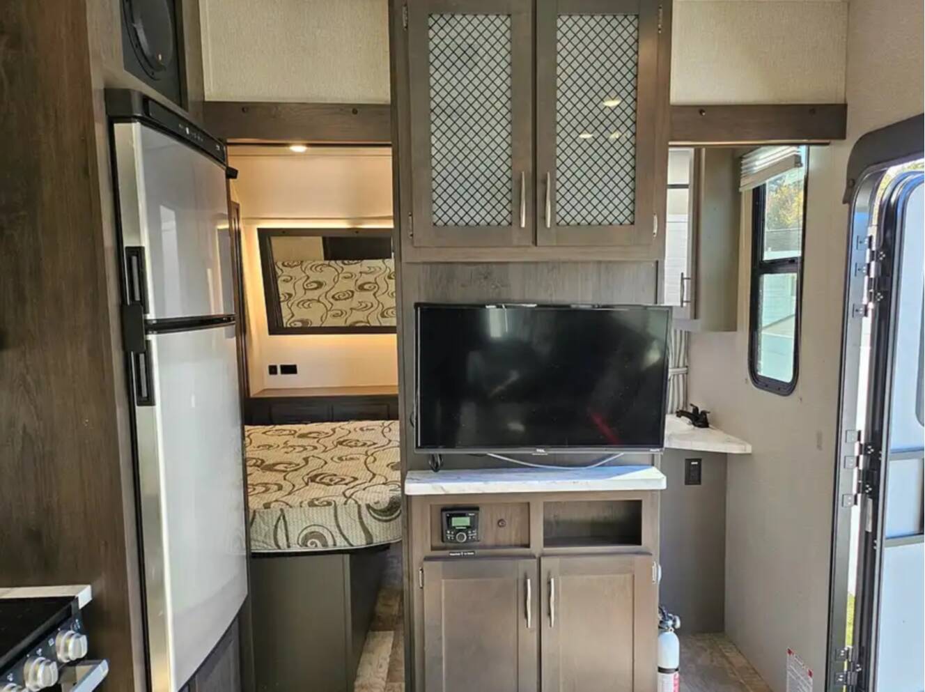 A photo of this 2023 Grand Design MOMENTUM G-CLASS 23G