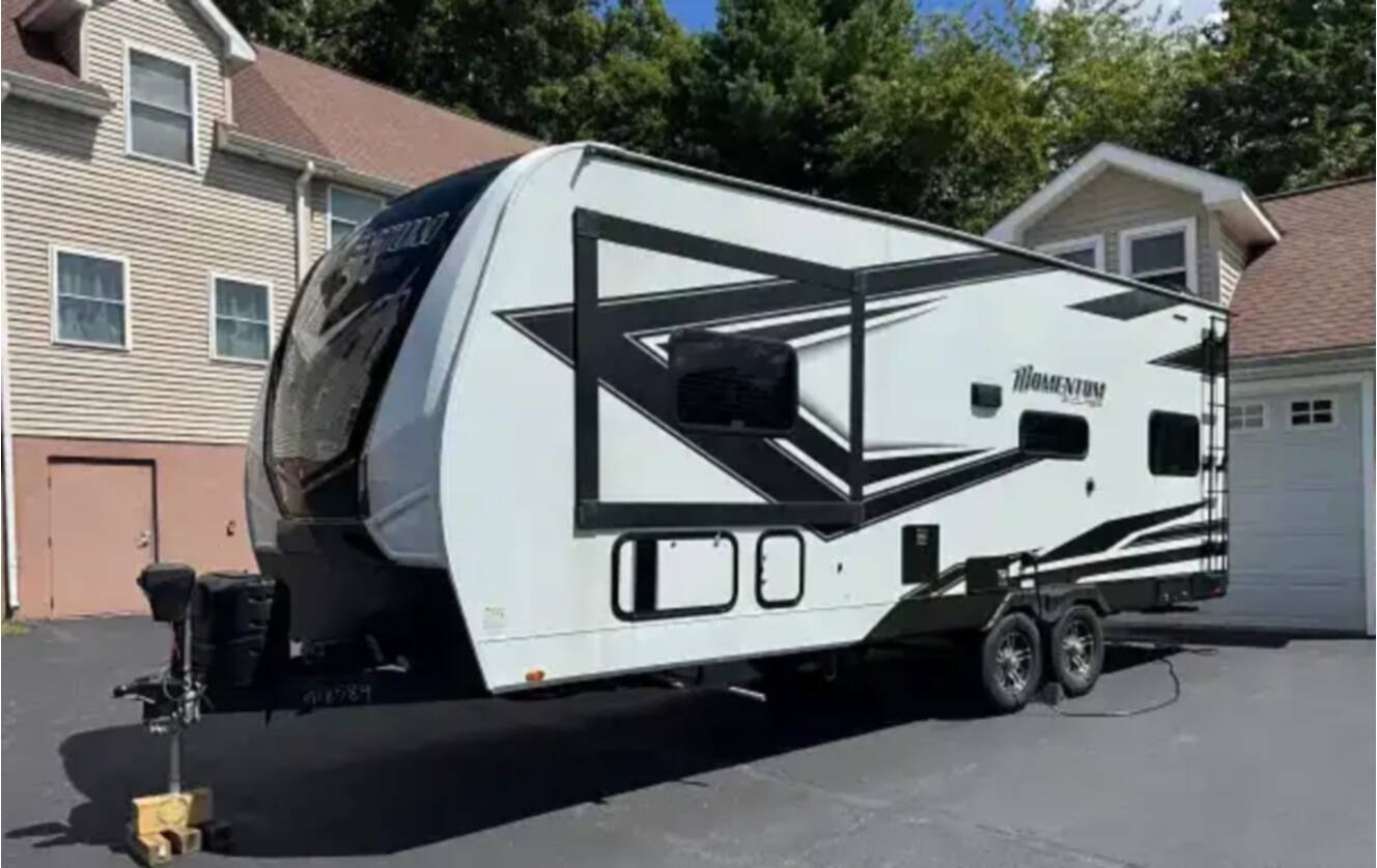 A photo of this 2023 Grand Design MOMENTUM G-CLASS 23G
