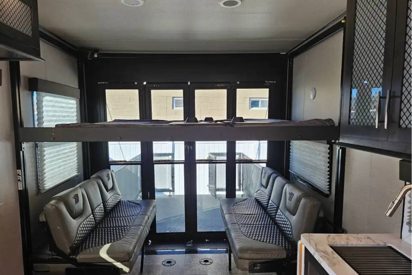 A photo of this 2023 Grand Design MOMENTUM G-CLASS 23G