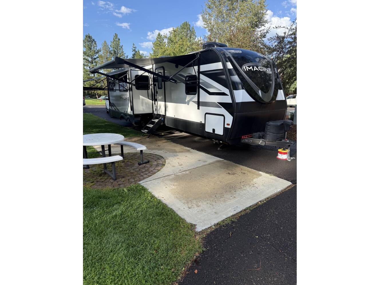 A photo of this 2022 Grand Design IMAGINE 2970RL
