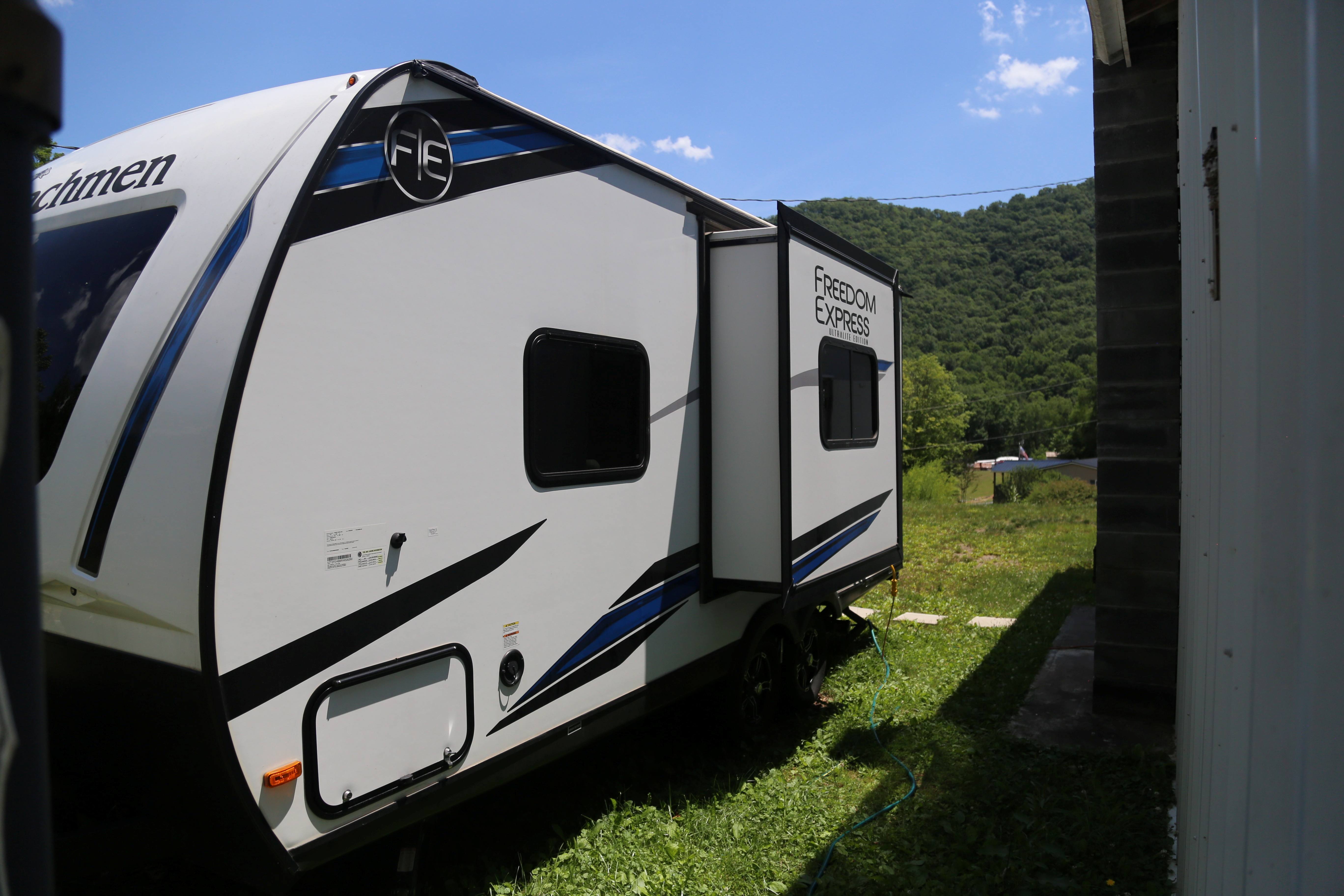 2024 Coachmen FREEDOM EXPRESS ULTRA LITE 192RBS in saltville VA