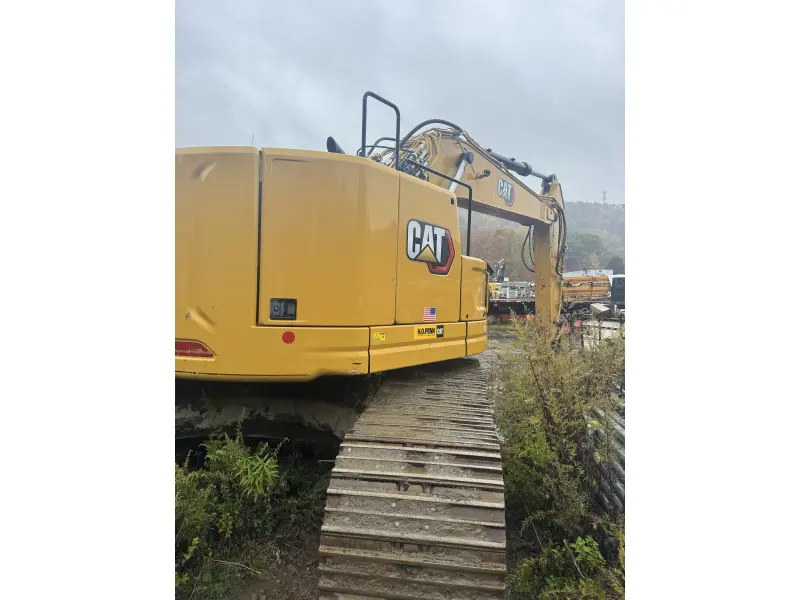 2021 CATERPILLAR 335