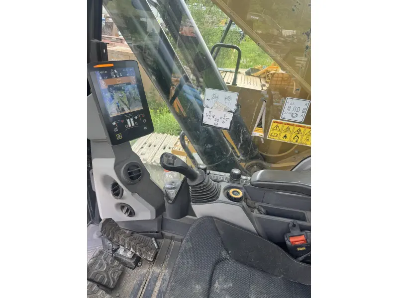 2021 CATERPILLAR 335