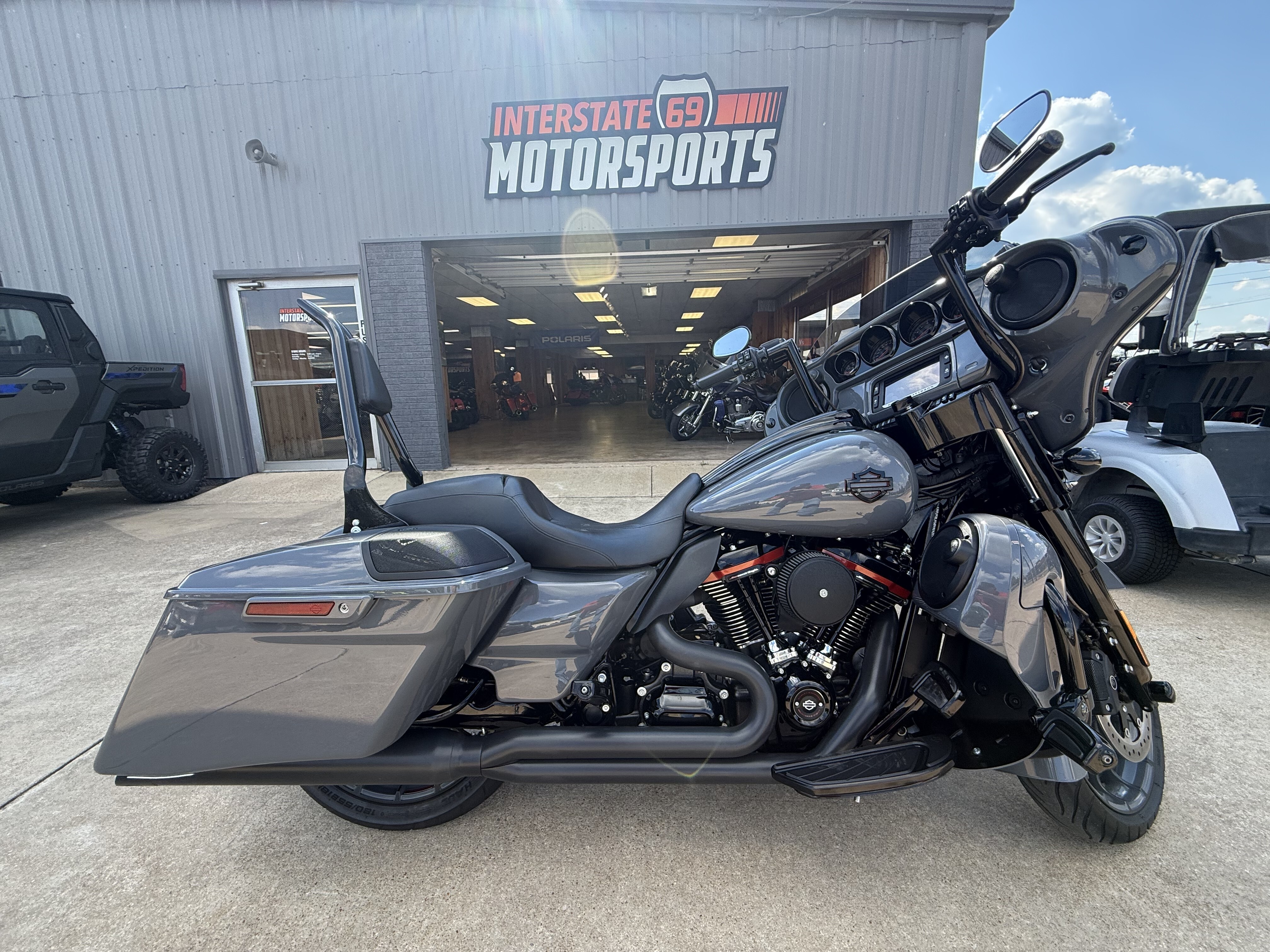 2018 Harley-Davidson CVO™ Street Glide® CVO in Union City, TN