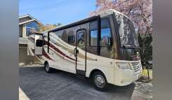 2013 Newmar BAY STAR 2901 RV