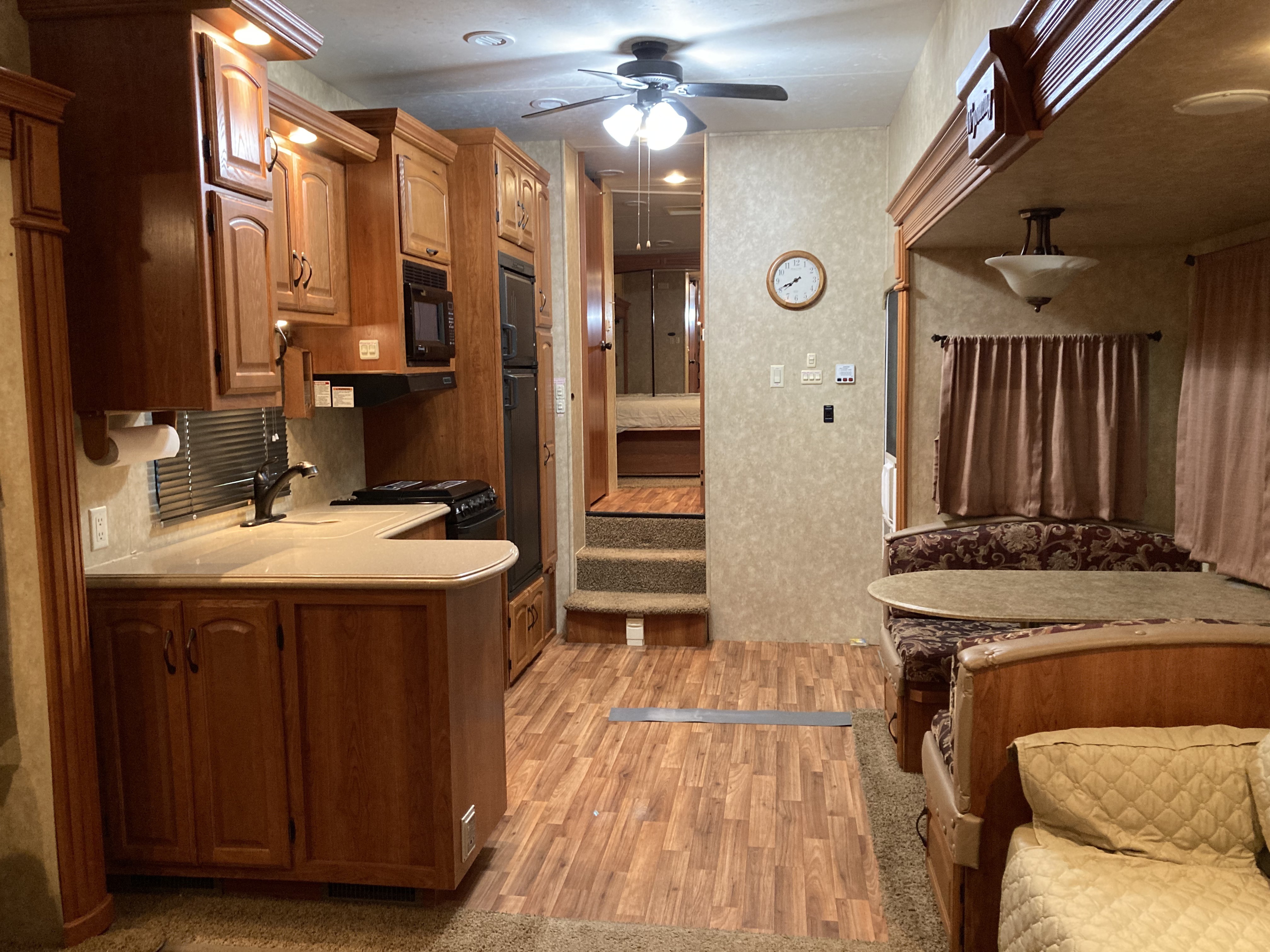 2009 Coachmen WYOMING 335 RETS in pottsville PA
