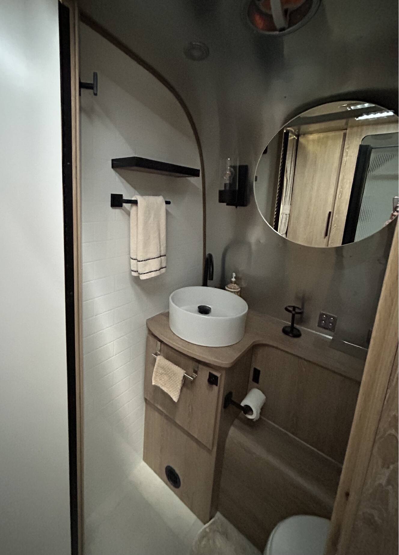 A photo of this 2023 Airstream POTTERY BARN SPECIAL EDITION 28RBT