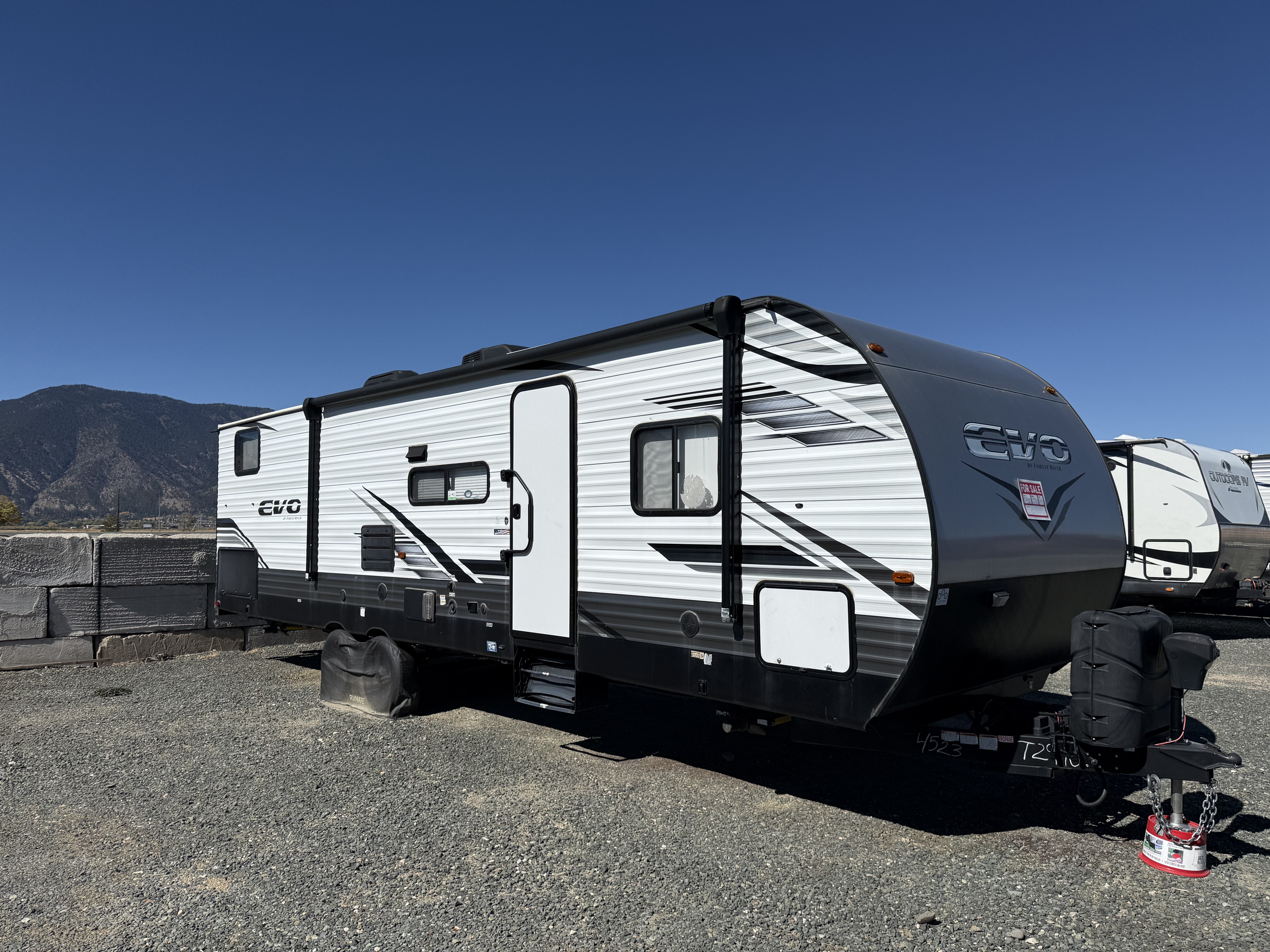 2022 Forest River Evo T2990 RV