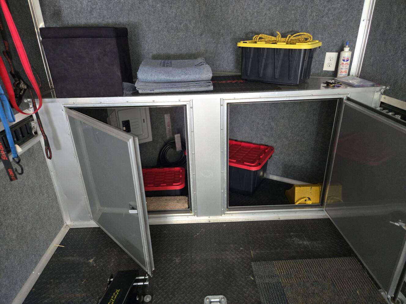 A photo of this 2014 Diamond C UTILITY TRAILER