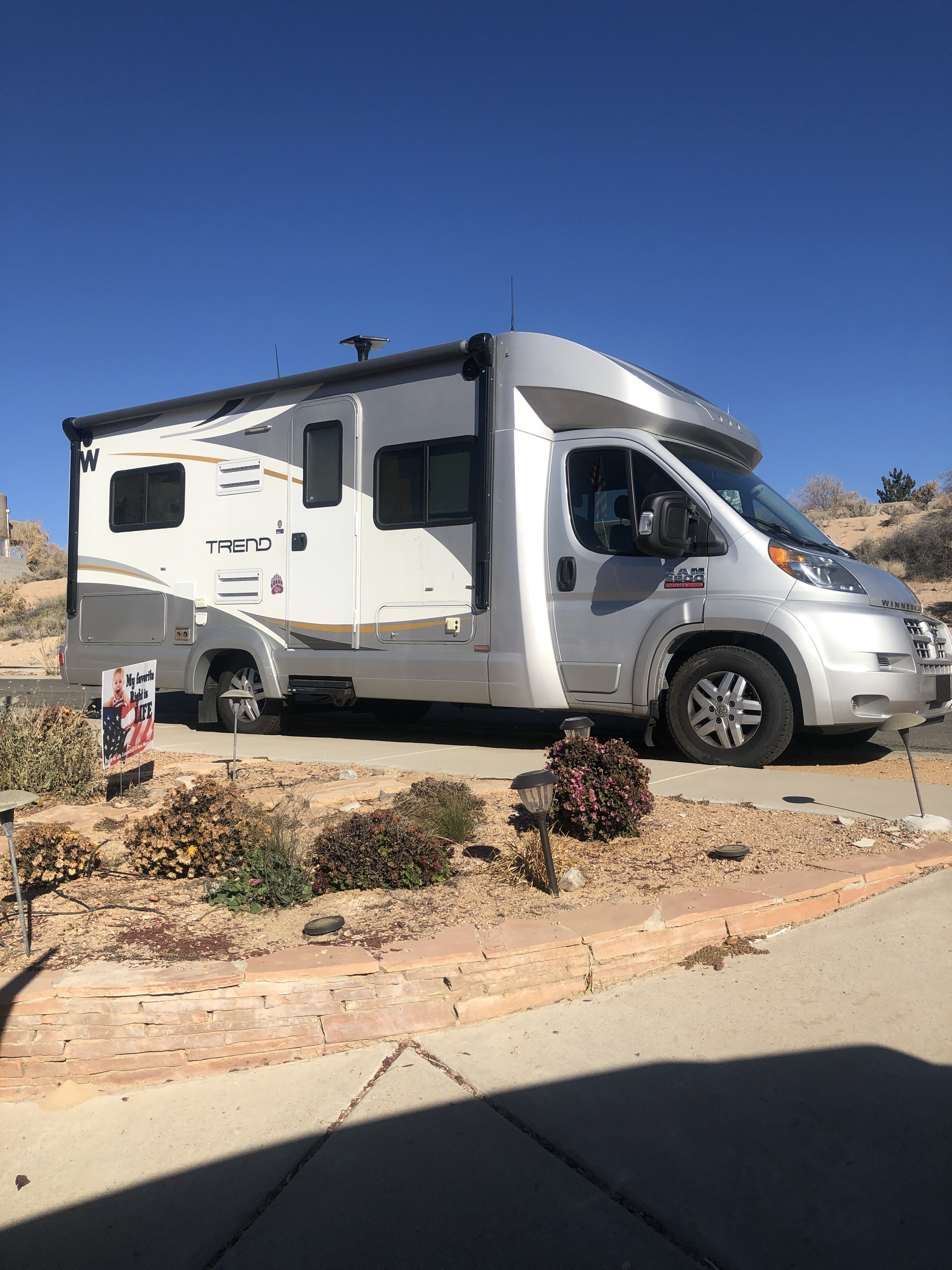 2014 Winnebago TREND 23L RV