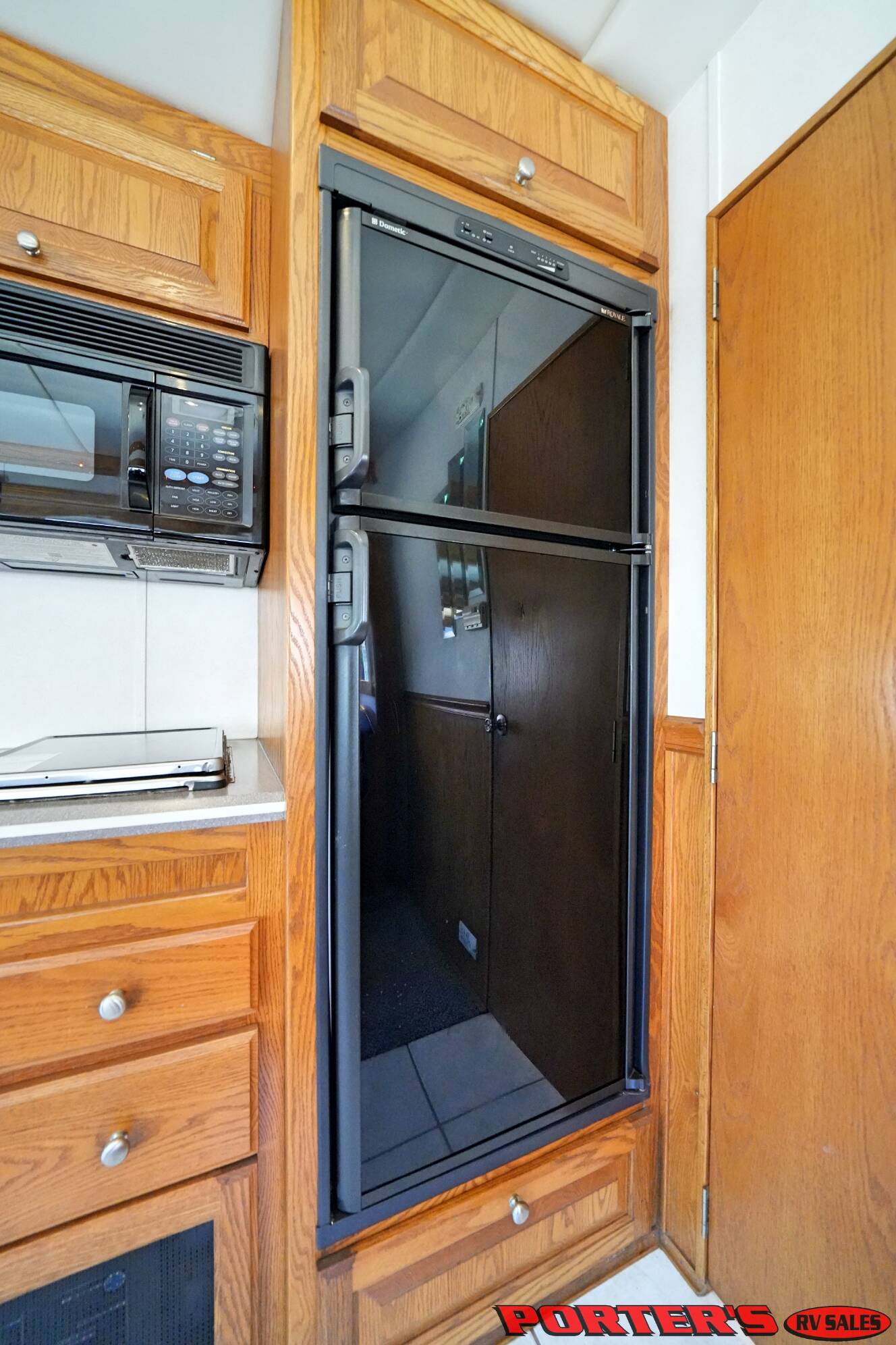 A photo of this 2004 Renegade Sport Deck 17TLQ Toterhome