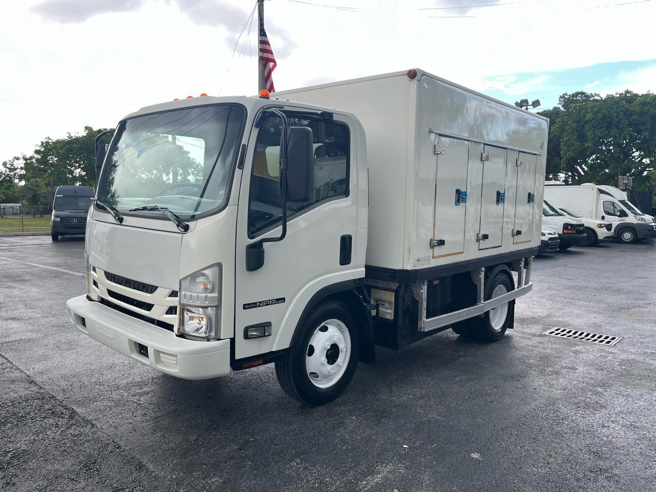 2016 ISUZU NPR HD in Hollywood, FL