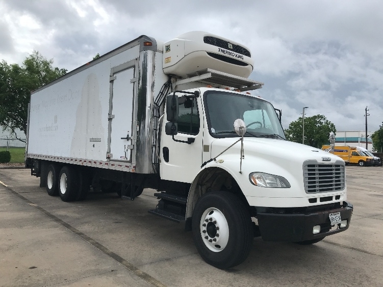 2019 FREIGHTLINER BUSINESS CLASS M2 106 in Houston, TX