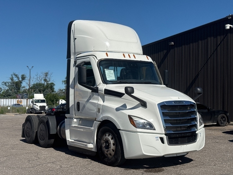 2024 FREIGHTLINER CASCADIA 126 in Omaha, NE
