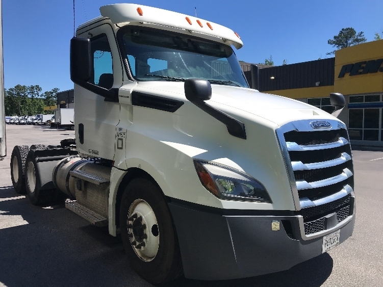 2020 FREIGHTLINER CASCADIA 126 in Ladson, SC