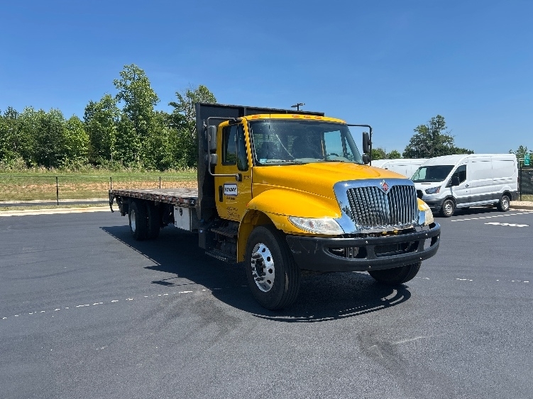 2019 INTERNATIONAL 4300 in Greensboro, NC