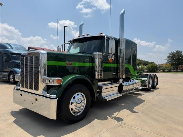 2027 PETERBILT 589 in Fort Worth, TX