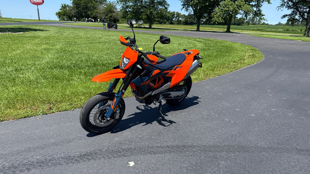 2026 KTM SMC 690 R 690 R in Charleston, IL