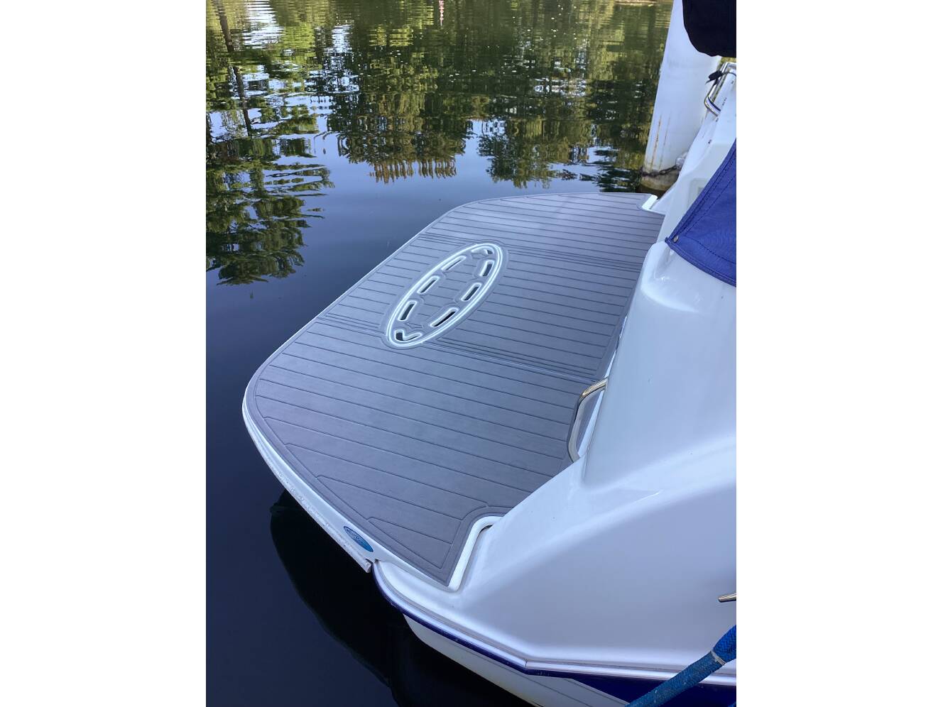 A photo of this 2006 Bayliner 285 CRUISER