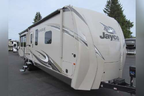 2018 Jayco Eagle 330RSTS in hamburg NY