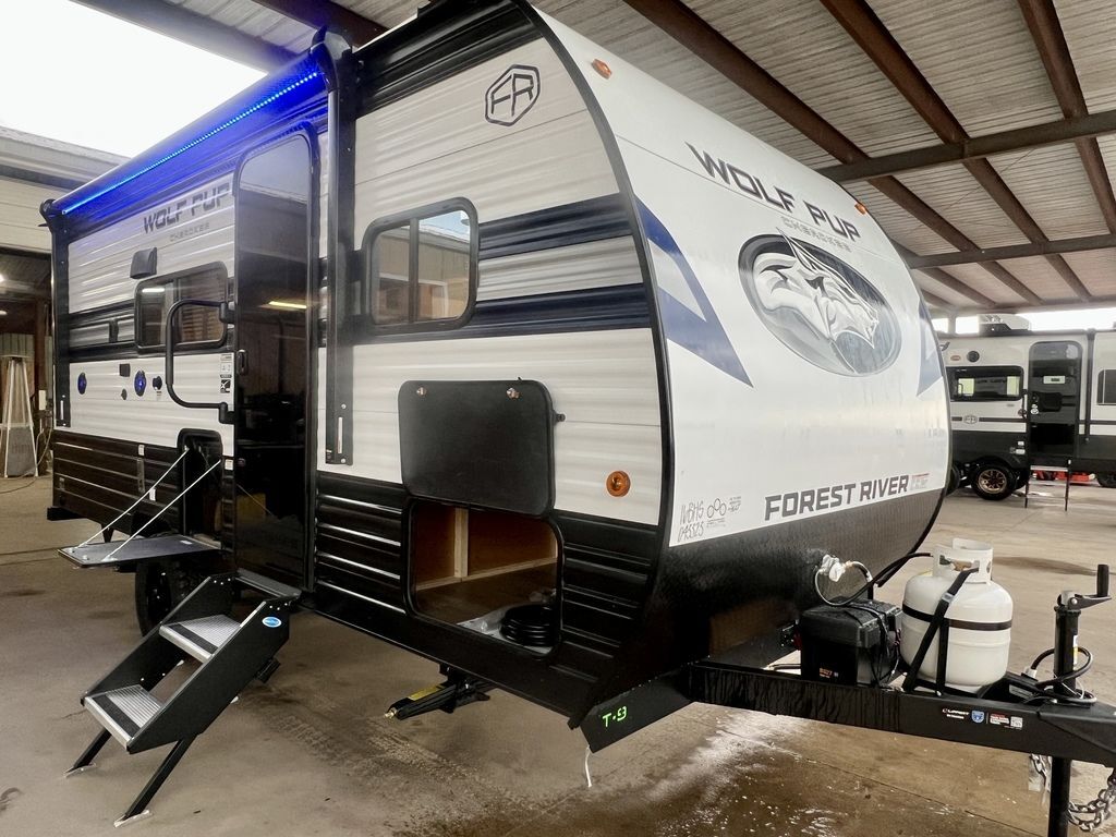 2027 Forest River Cherokee Wolf Pup 16BHSW in sealy TX