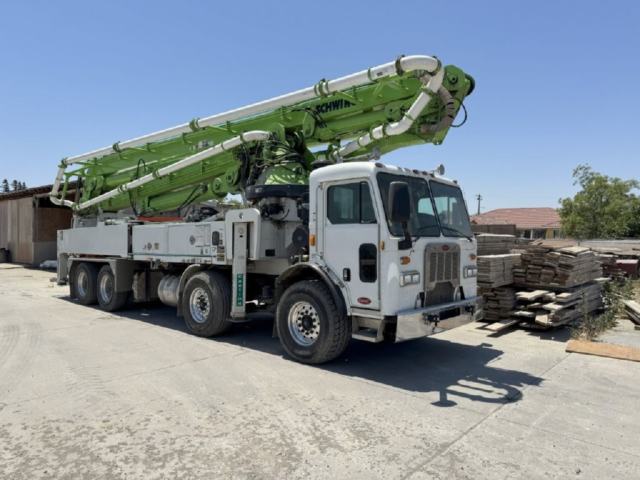 2016 SCHWING 46M - 2015 Peterbilt 320 in Los Angeles, CA