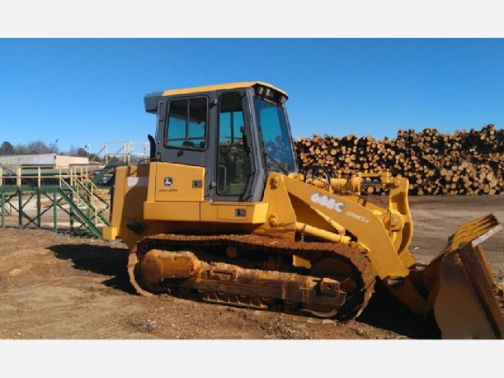 2006 JOHN DEERE 655C in Raleigh, NC