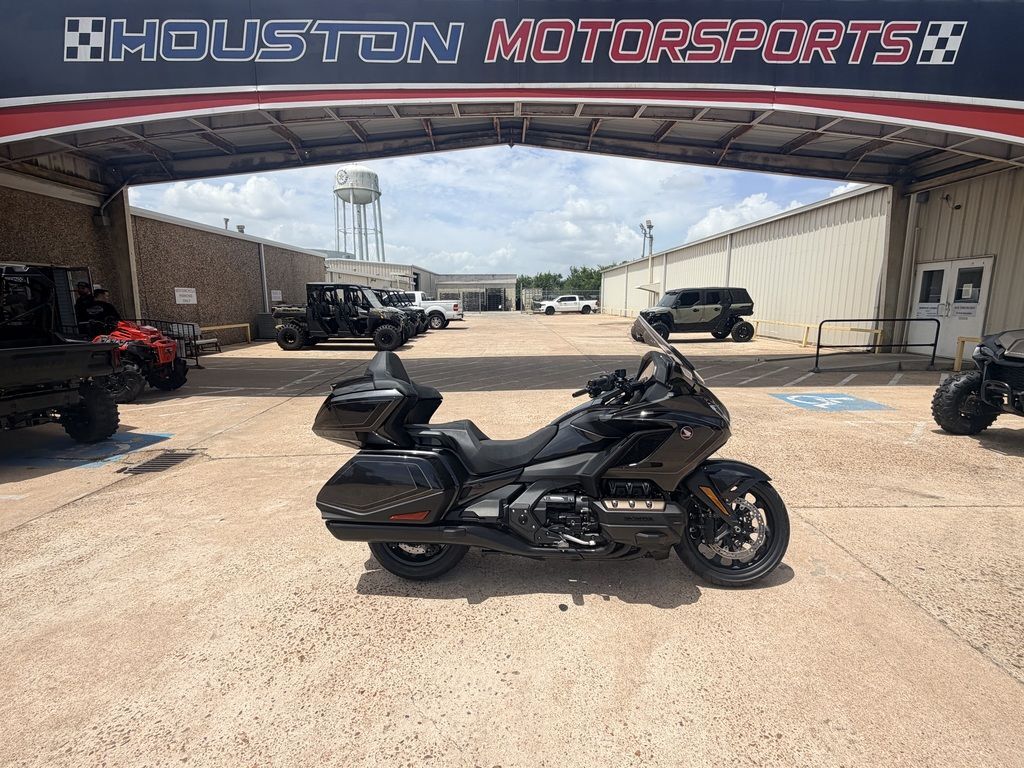 2026 Honda® Gold Wing Tour Automatic DCT 1800 TOUR AUTOMATIC DCT in Pasadena, TX