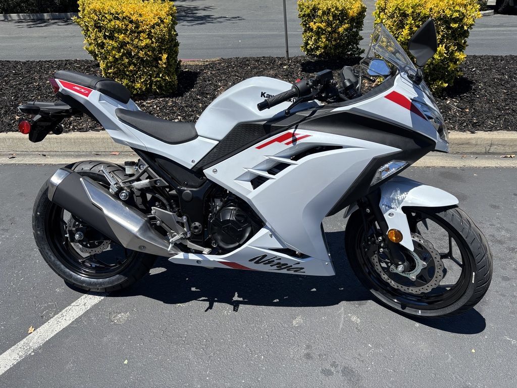 White Kawasaki Ninja Motorcycles For Sale in California - Cycle Trader