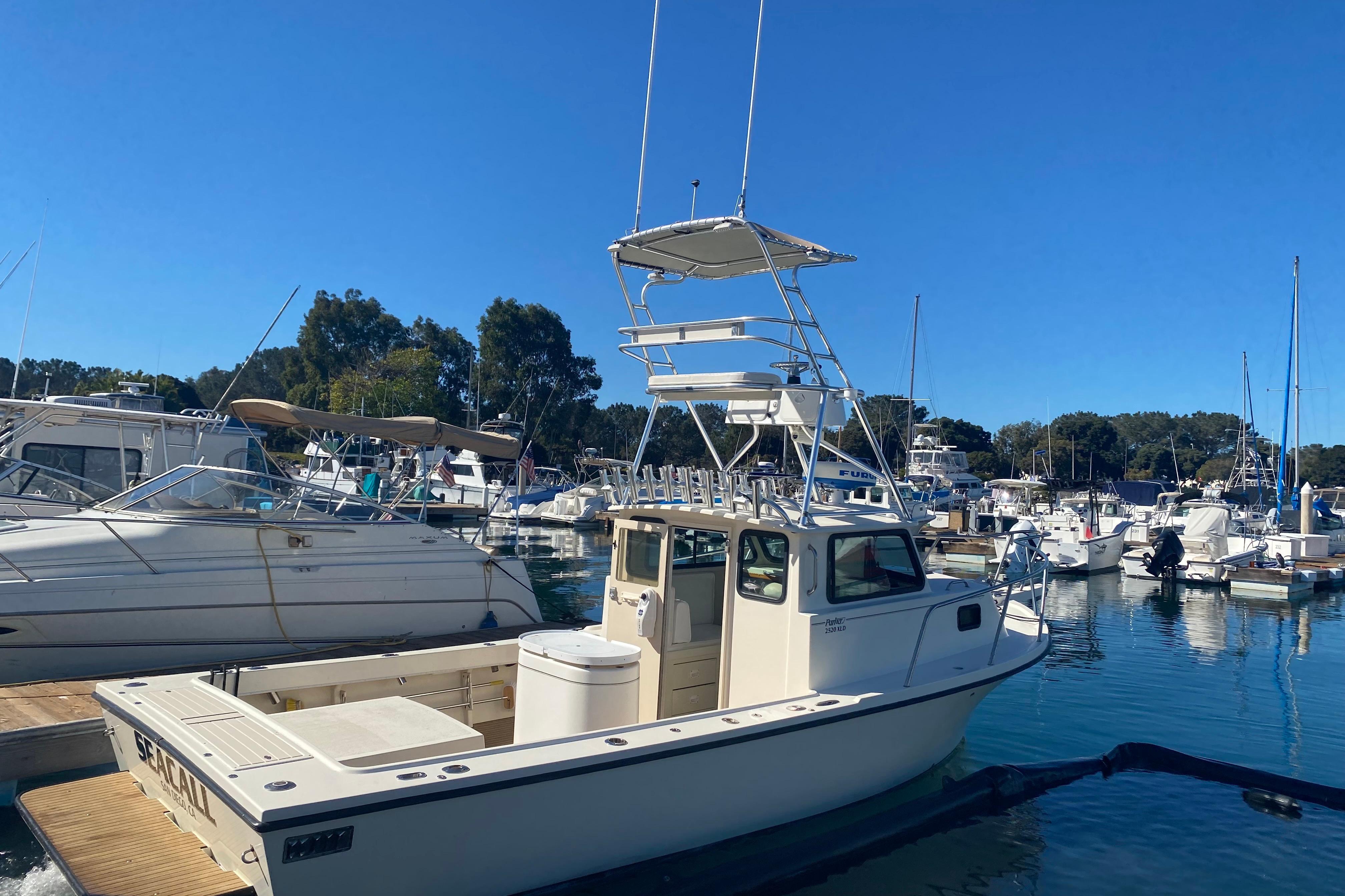 2000 Parker 2520 XLD Sport Cabin 2520 XLD SC in san diego CA