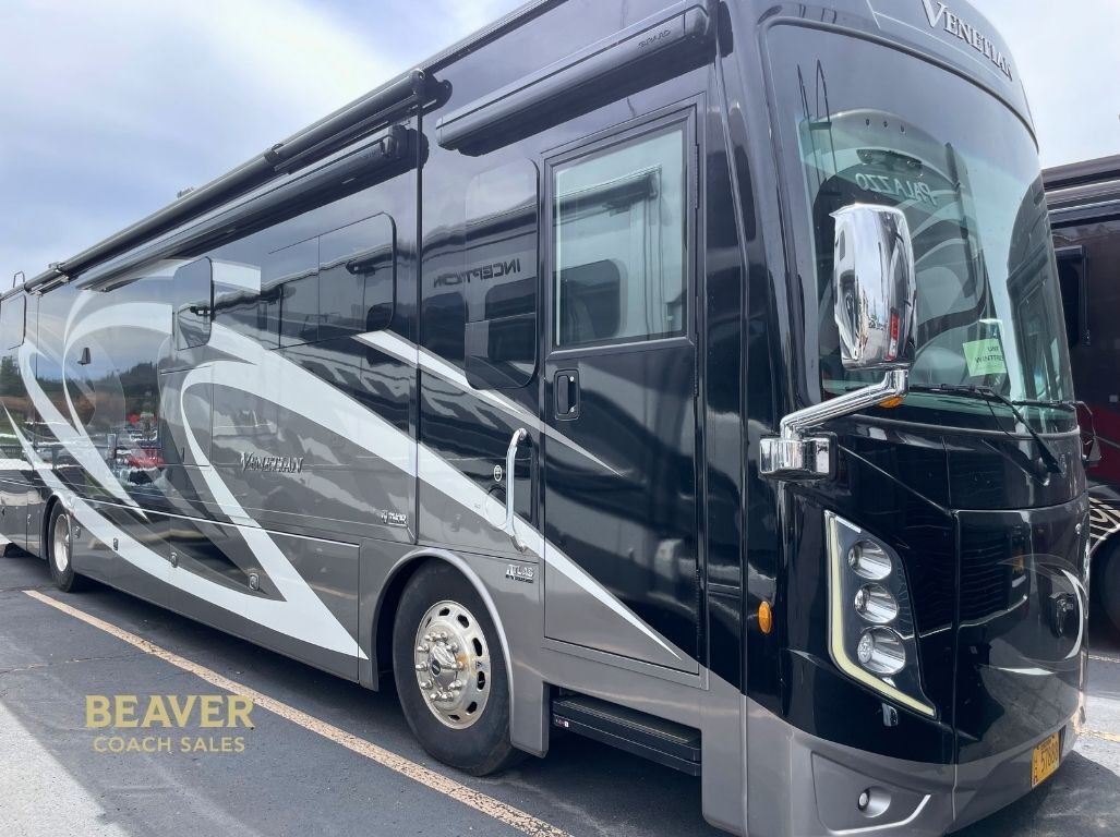 2021 Thor Motor Coach Venetian R40 in bend OR