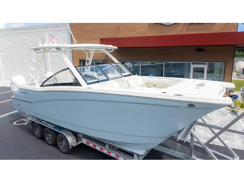 2026 World Cat 280 Dual Console