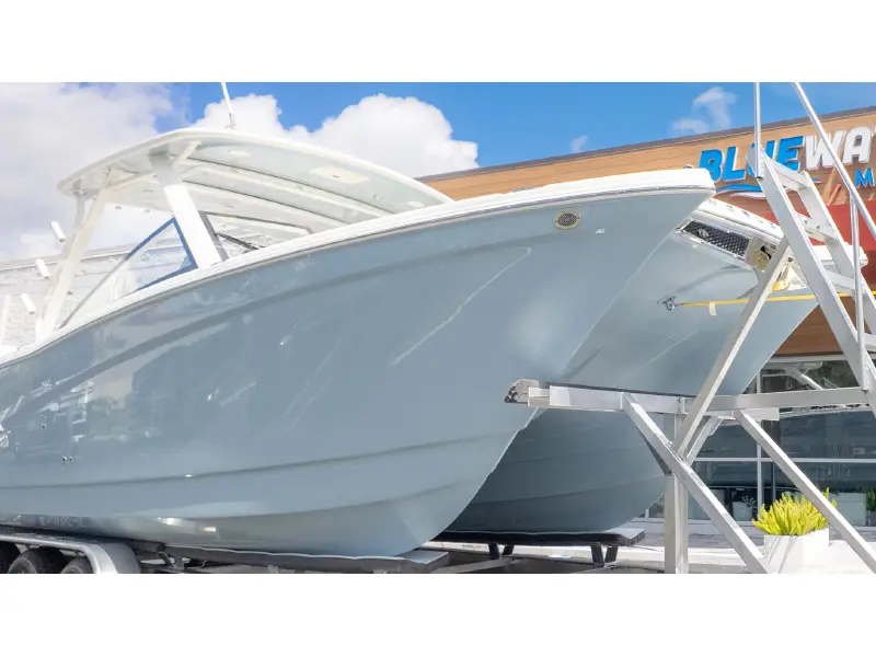 2026 World Cat 280 Dual Console