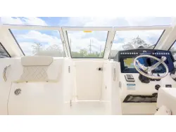 2026 World Cat 280 Dual Console